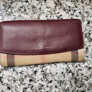 Burberry porter continental nova check wallet